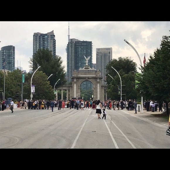 Meet your Posher, Melissa - Picture 1 of 1